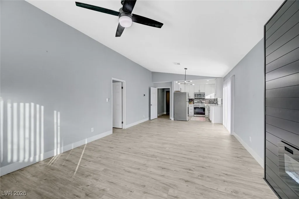 1040 Neil Armstrong, Las Vegas, NV 89145