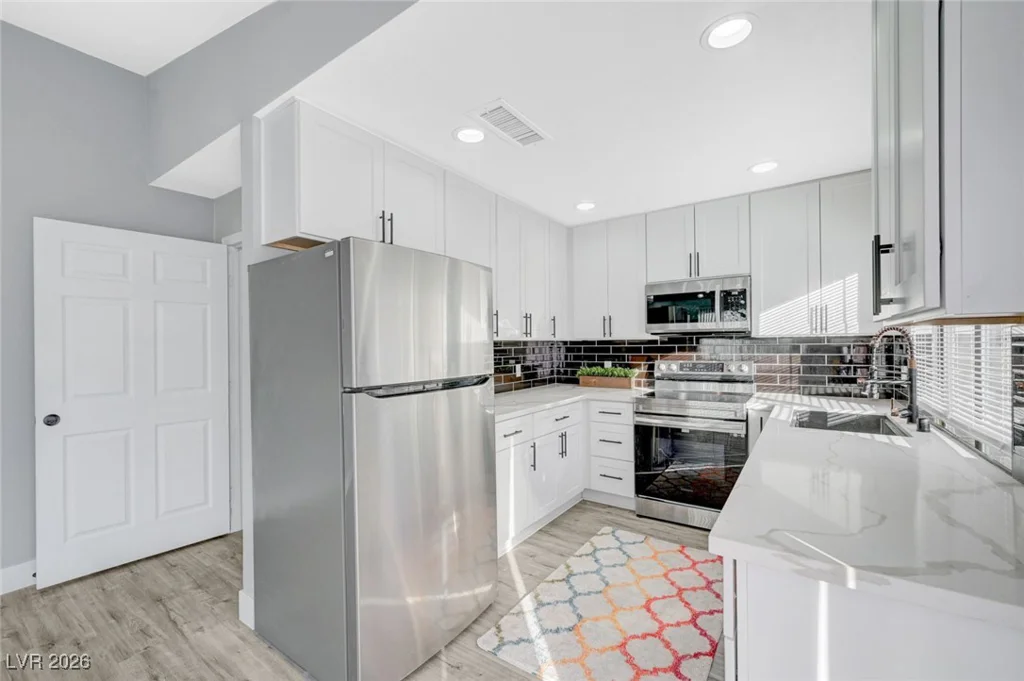 1040 Neil Armstrong, Las Vegas, NV 89145