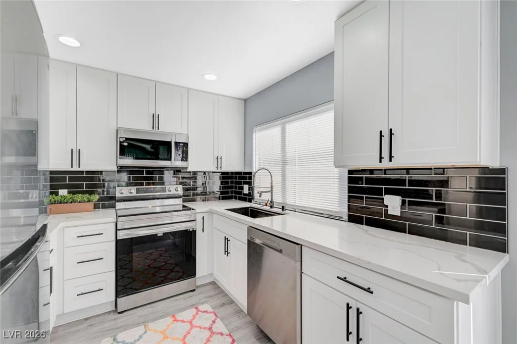 1040 Neil Armstrong, Las Vegas, NV 89145
