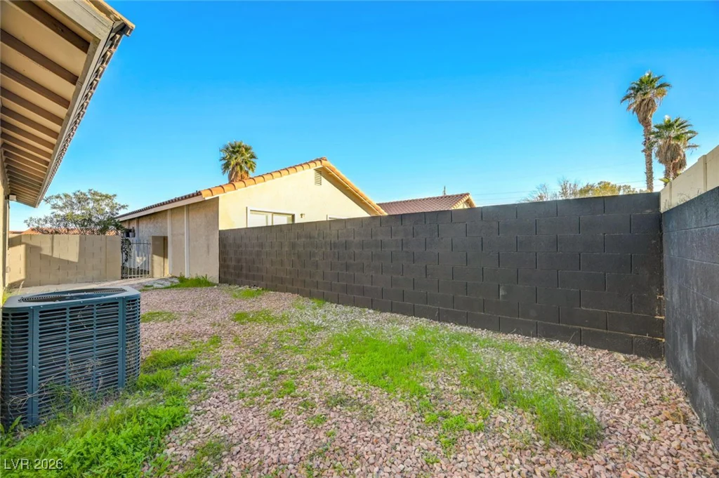 1040 Neil Armstrong, Las Vegas, NV 89145
