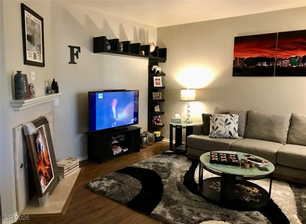 5250 Rainbow, Las Vegas, NV 89118