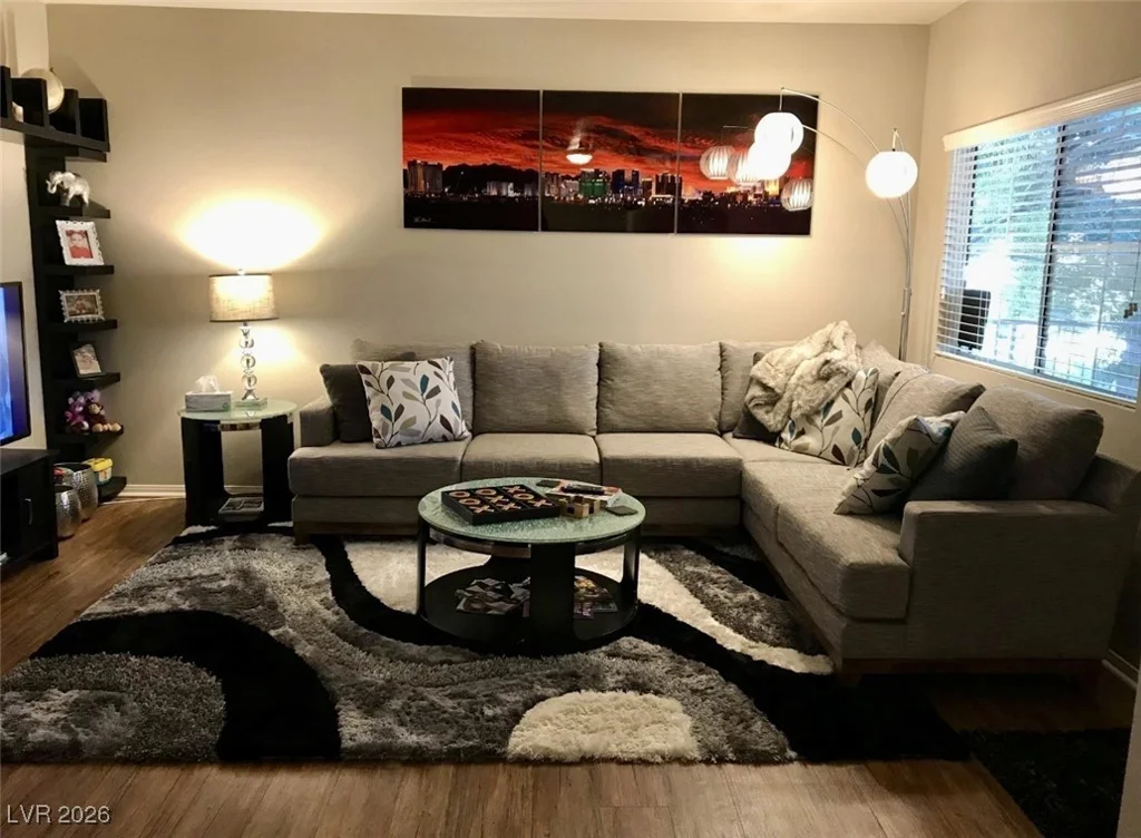 5250 Rainbow, Las Vegas, NV 89118