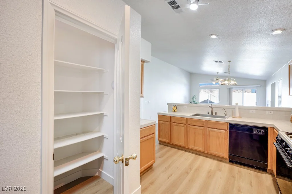 7862 Prize, Las Vegas, NV 89117