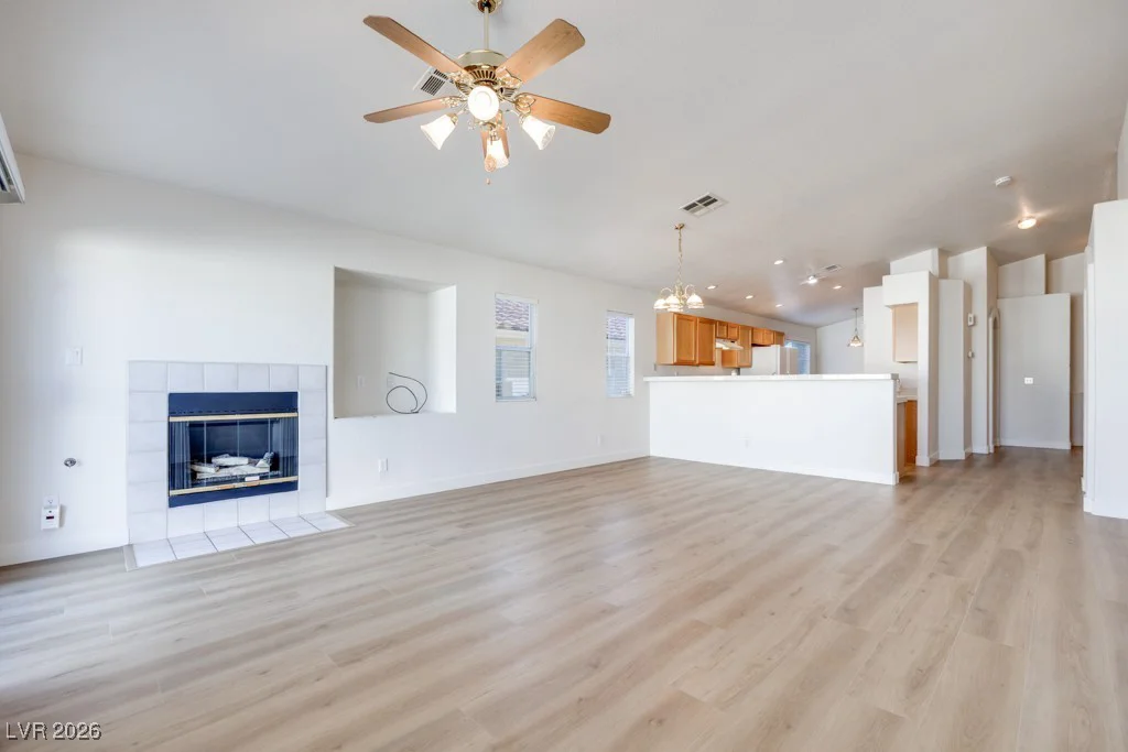 7862 Prize, Las Vegas, NV 89117