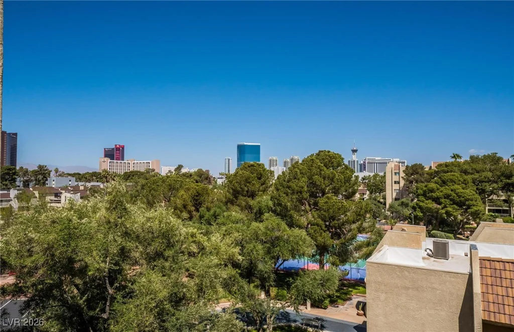 730 Royal Crest, Las Vegas, NV 89169
