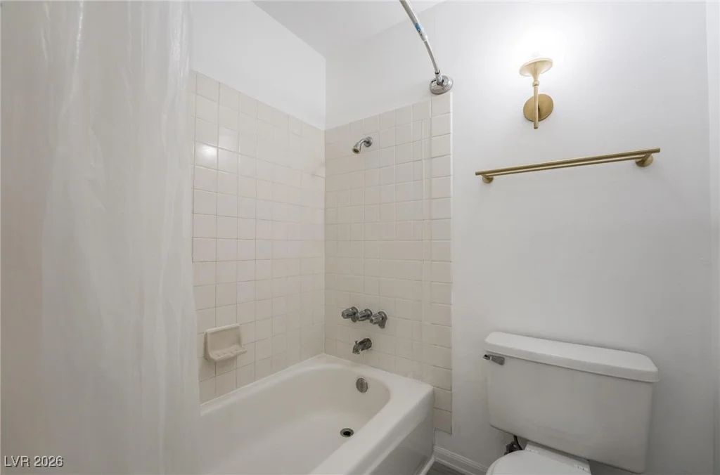 730 Royal Crest, Las Vegas, NV 89169