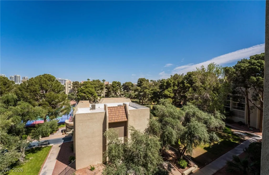 730 Royal Crest, Las Vegas, NV 89169