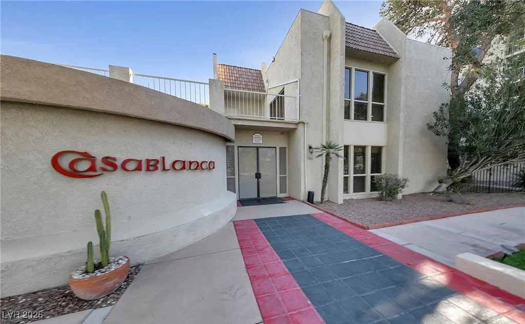 730 Royal Crest, Las Vegas, NV 89169