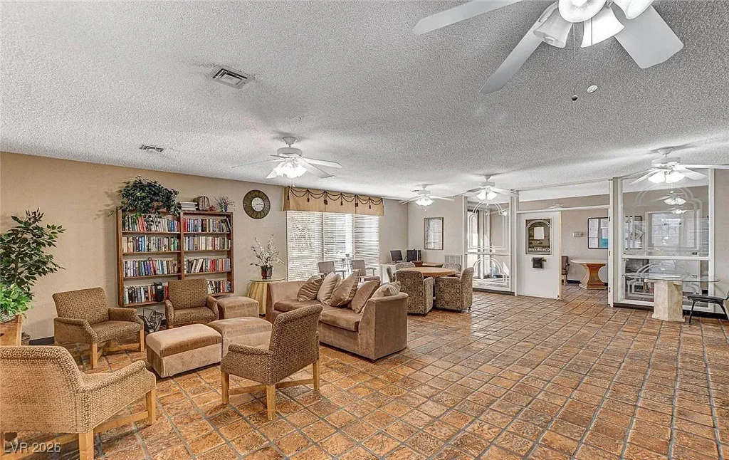 730 Royal Crest, Las Vegas, NV 89169