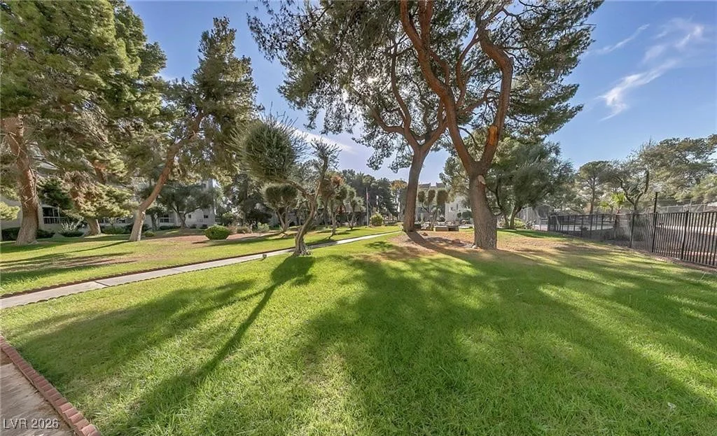 730 Royal Crest, Las Vegas, NV 89169