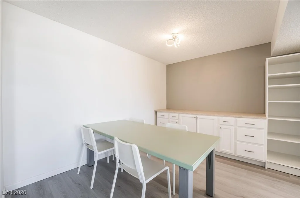 730 Royal Crest, Las Vegas, NV 89169