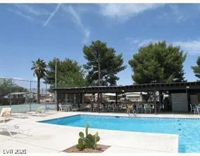 4552 Royal Ridge, Las Vegas, NV 89103