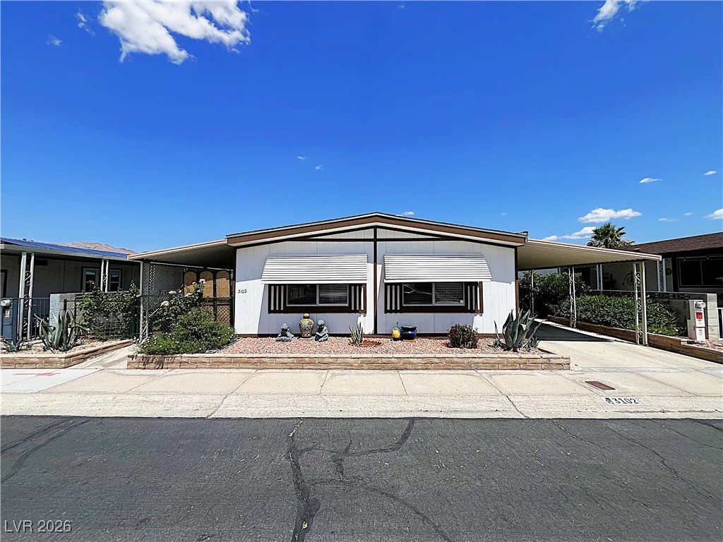 3102 Comitan, Las Vegas, NV 89122
