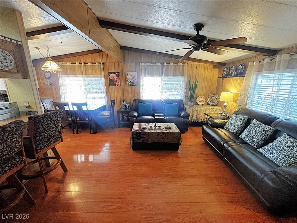 3102 Comitan, Las Vegas, NV 89122
