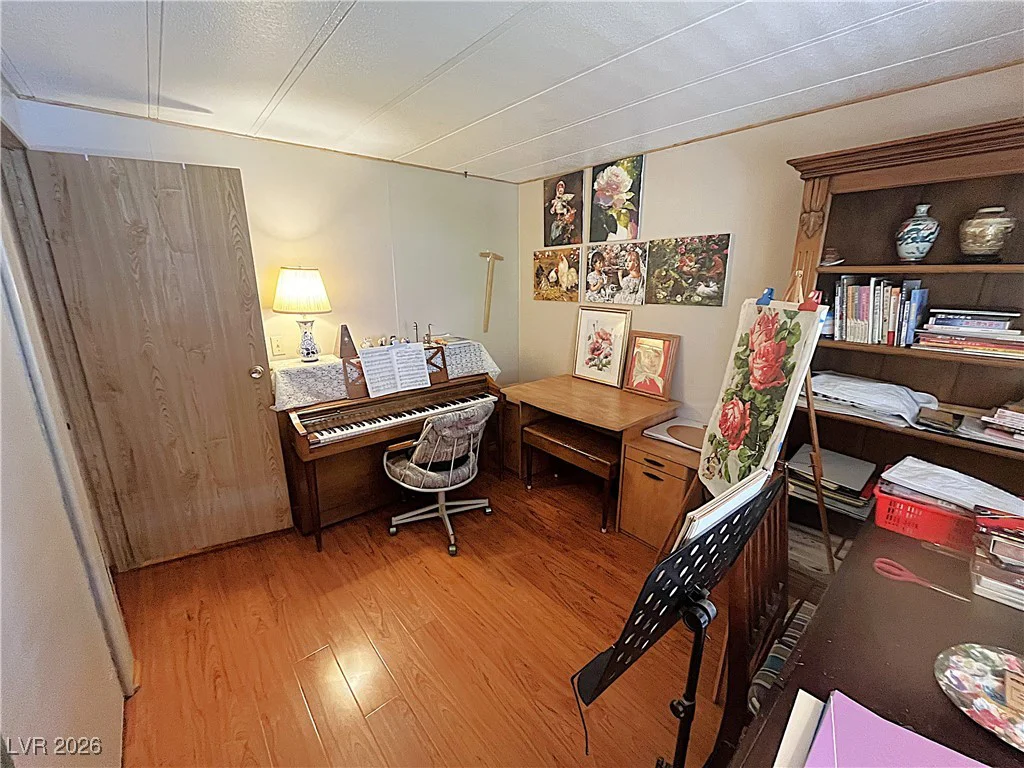 3102 Comitan, Las Vegas, NV 89122