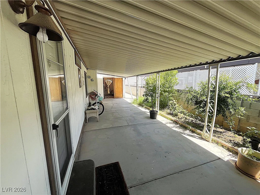 3102 Comitan, Las Vegas, NV 89122
