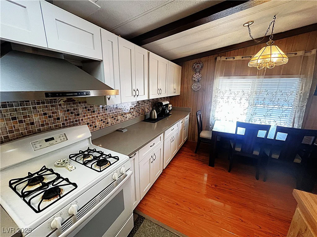 3102 Comitan, Las Vegas, NV 89122