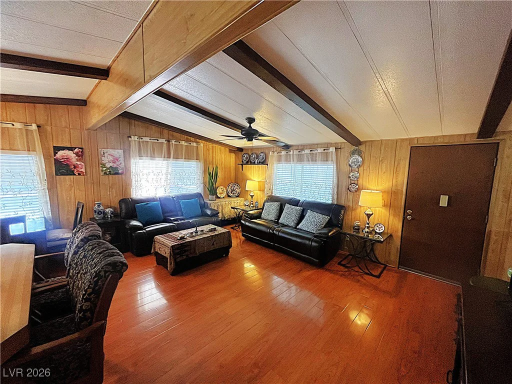 3102 Comitan, Las Vegas, NV 89122