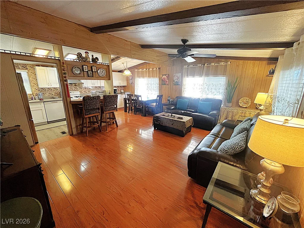 3102 Comitan, Las Vegas, NV 89122