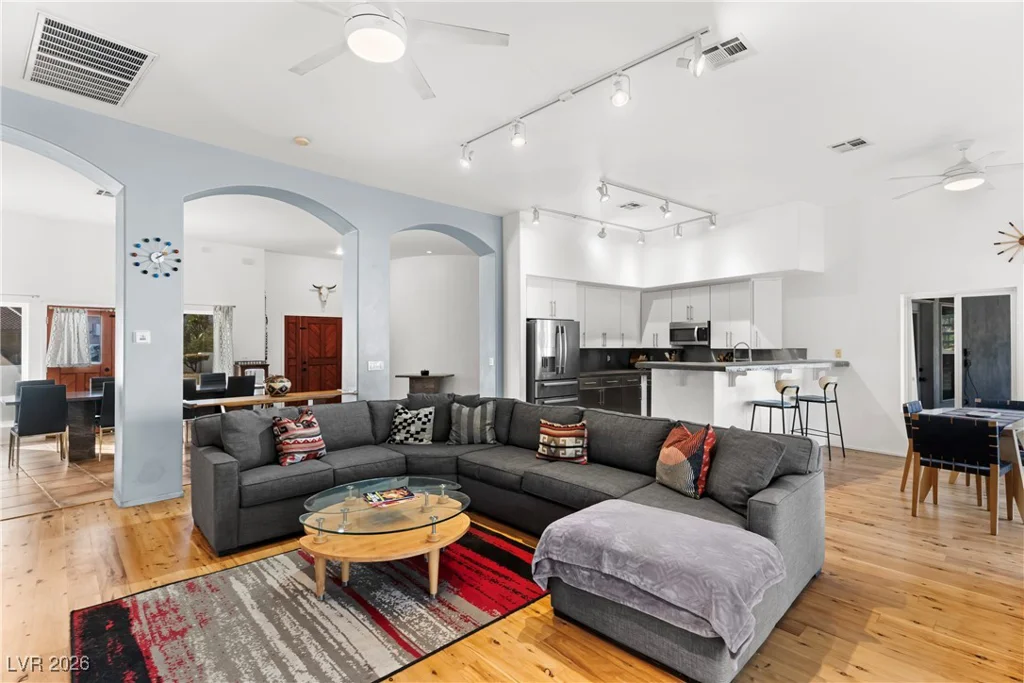 6880 Antler, Las Vegas, NV 89149