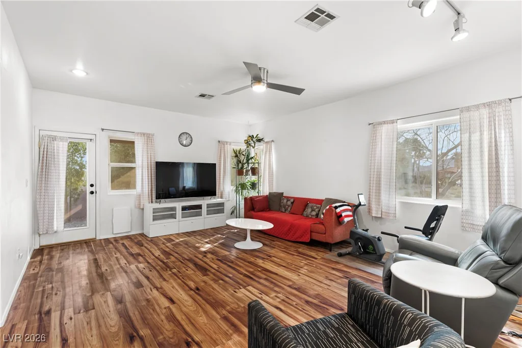 6880 Antler, Las Vegas, NV 89149
