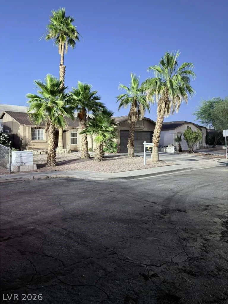 3710 Royal Fern, Las Vegas, NV 89115