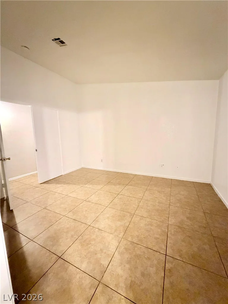3710 Royal Fern, Las Vegas, NV 89115