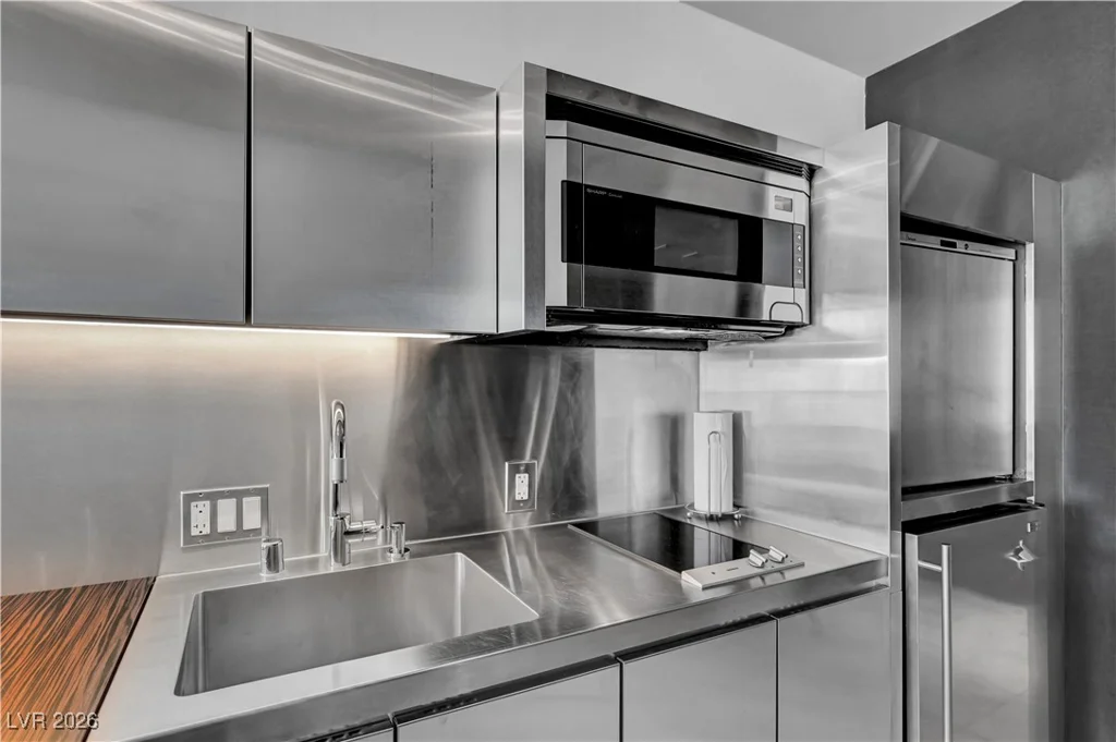 4381 Flamingo, Las Vegas, NV 89103