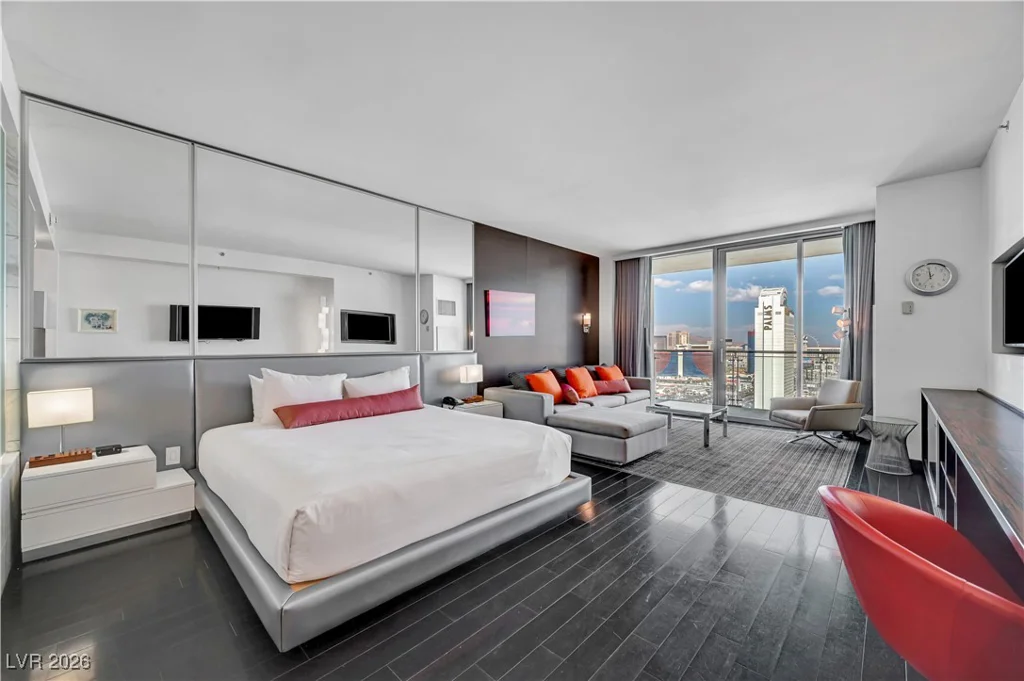 4381 Flamingo, Las Vegas, NV 89103