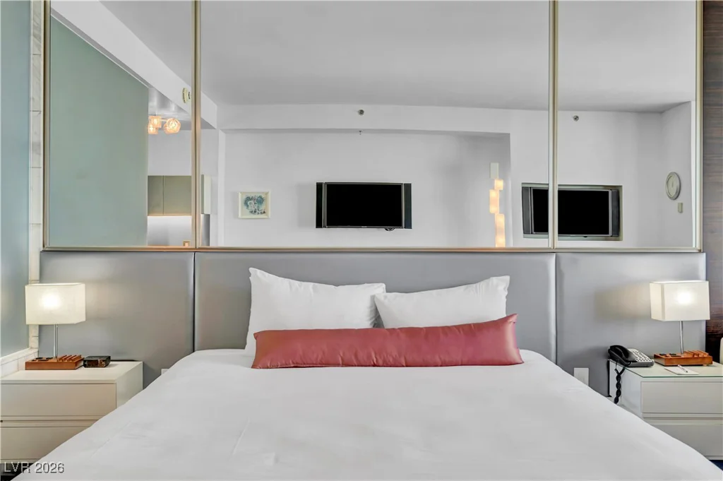 4381 Flamingo, Las Vegas, NV 89103