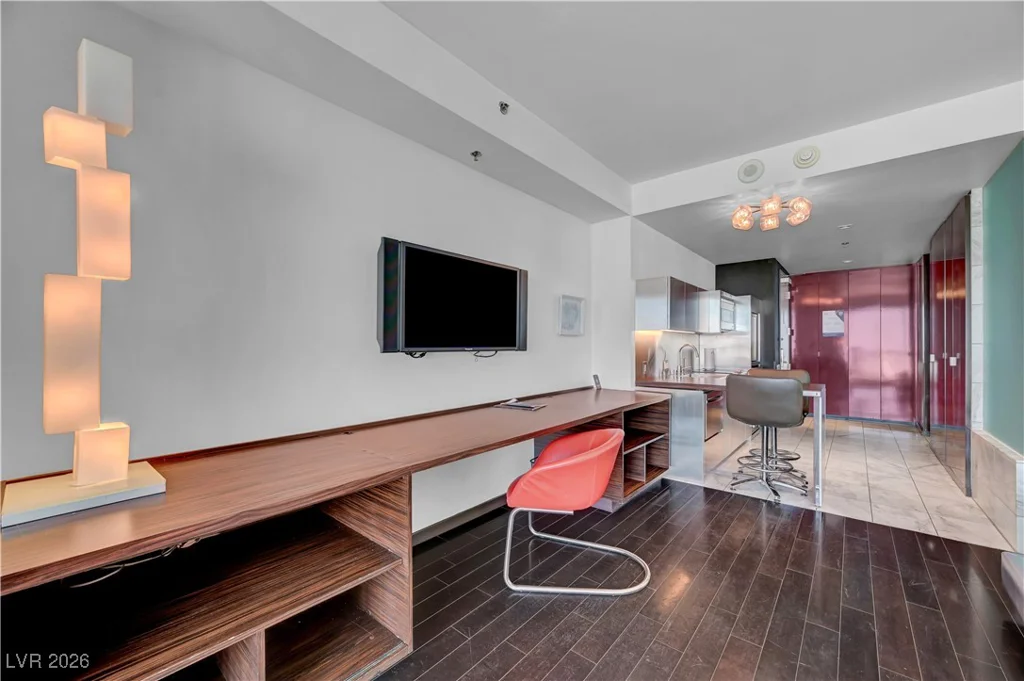 4381 Flamingo, Las Vegas, NV 89103