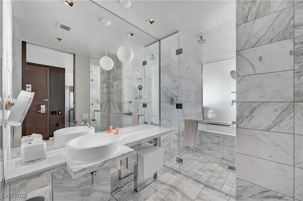 4381 Flamingo, Las Vegas, NV 89103