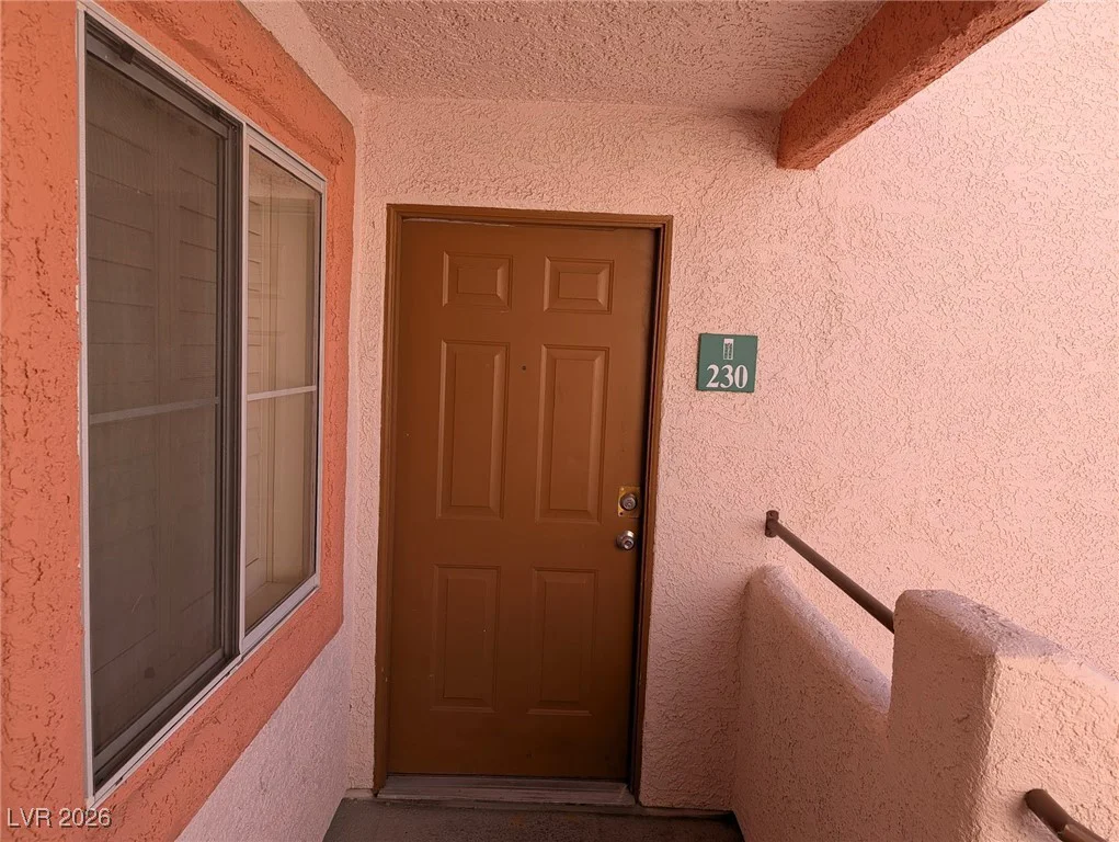 7570 Flamingo, Las Vegas, NV 89147