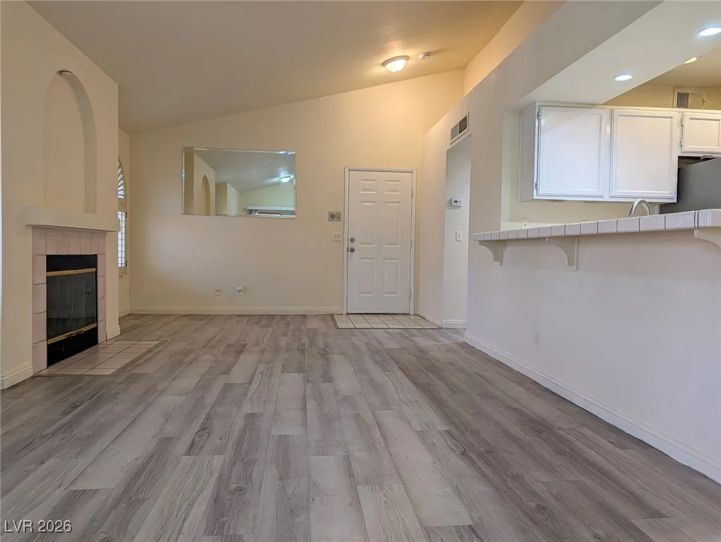 7570 Flamingo, Las Vegas, NV 89147