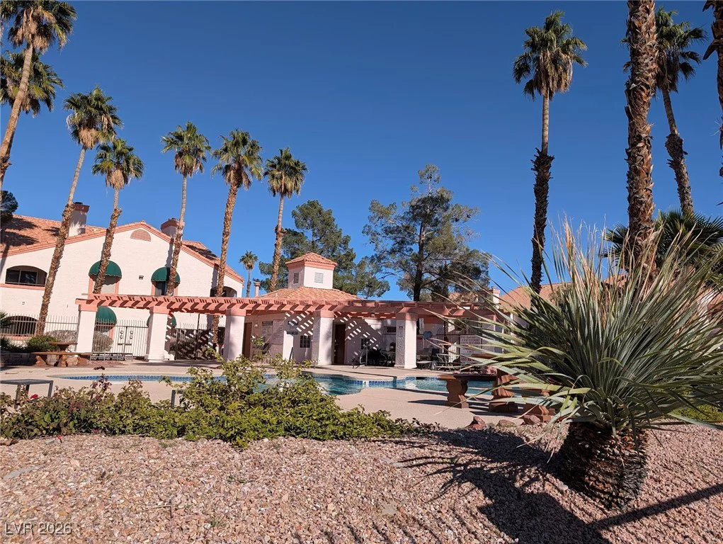 7570 Flamingo, Las Vegas, NV 89147