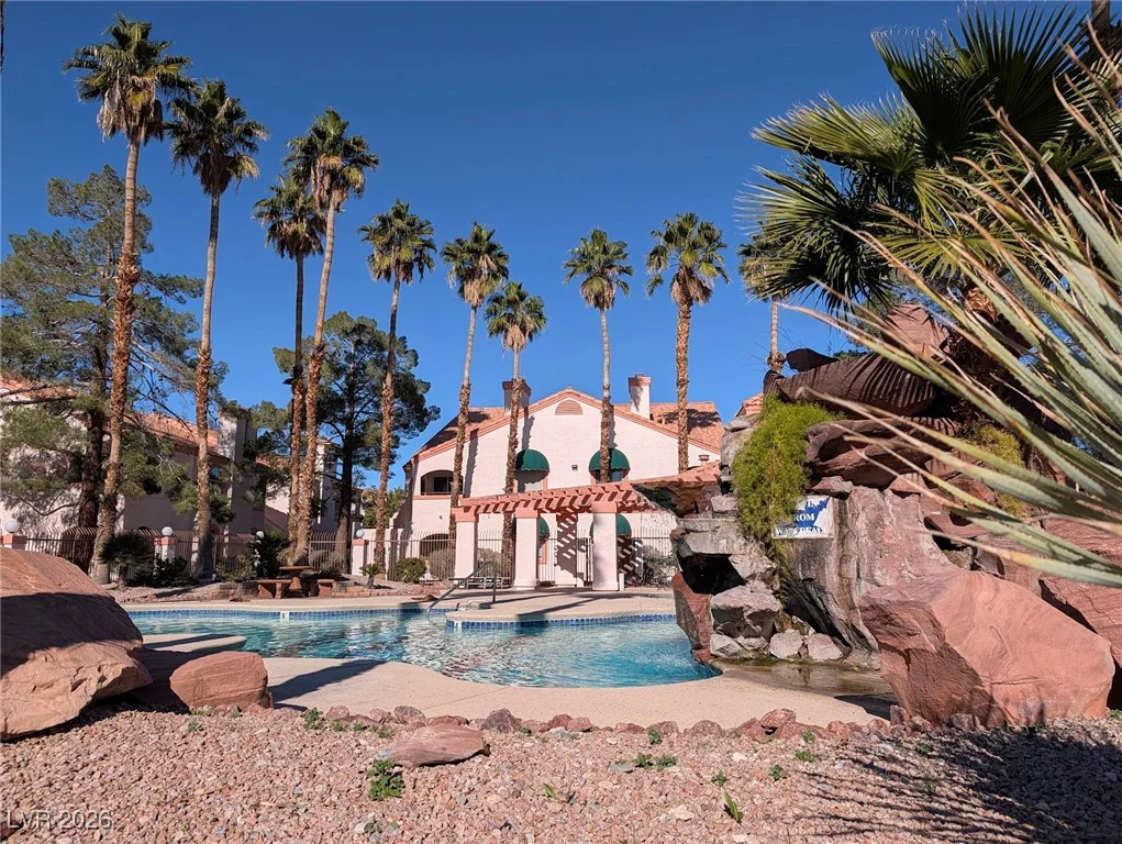 7570 Flamingo, Las Vegas, NV 89147