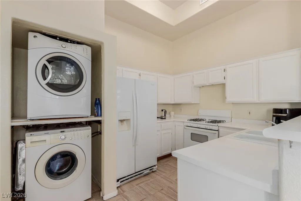 700 Carnegie, Henderson, NV 89052