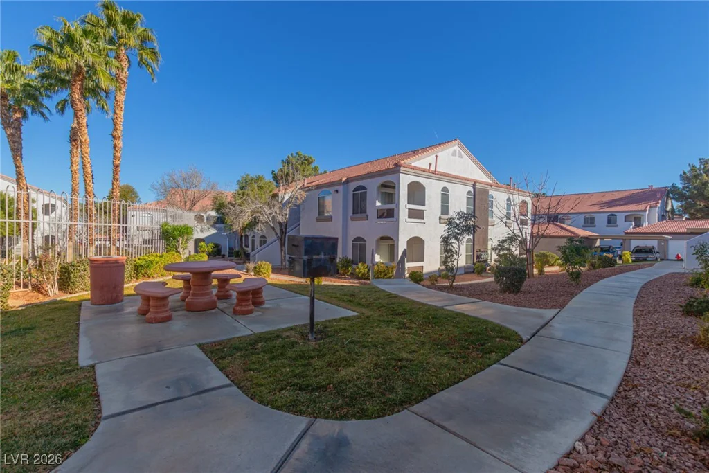 700 Carnegie, Henderson, NV 89052