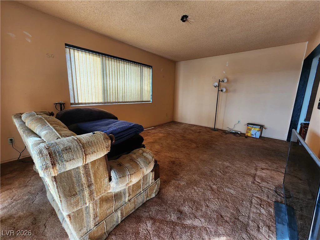 3681 Lincoln, Las Vegas, NV 89115