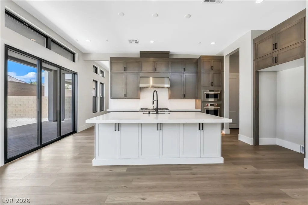 253 Talon Heights, Las Vegas, NV 89138