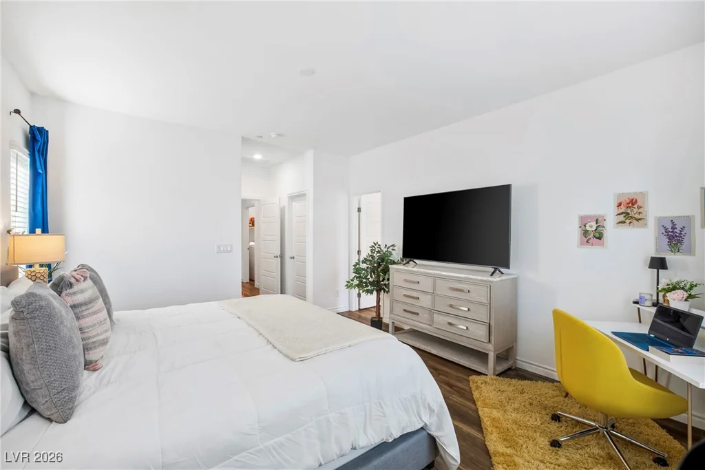 600 Carriage Hill, Las Vegas, NV 89138