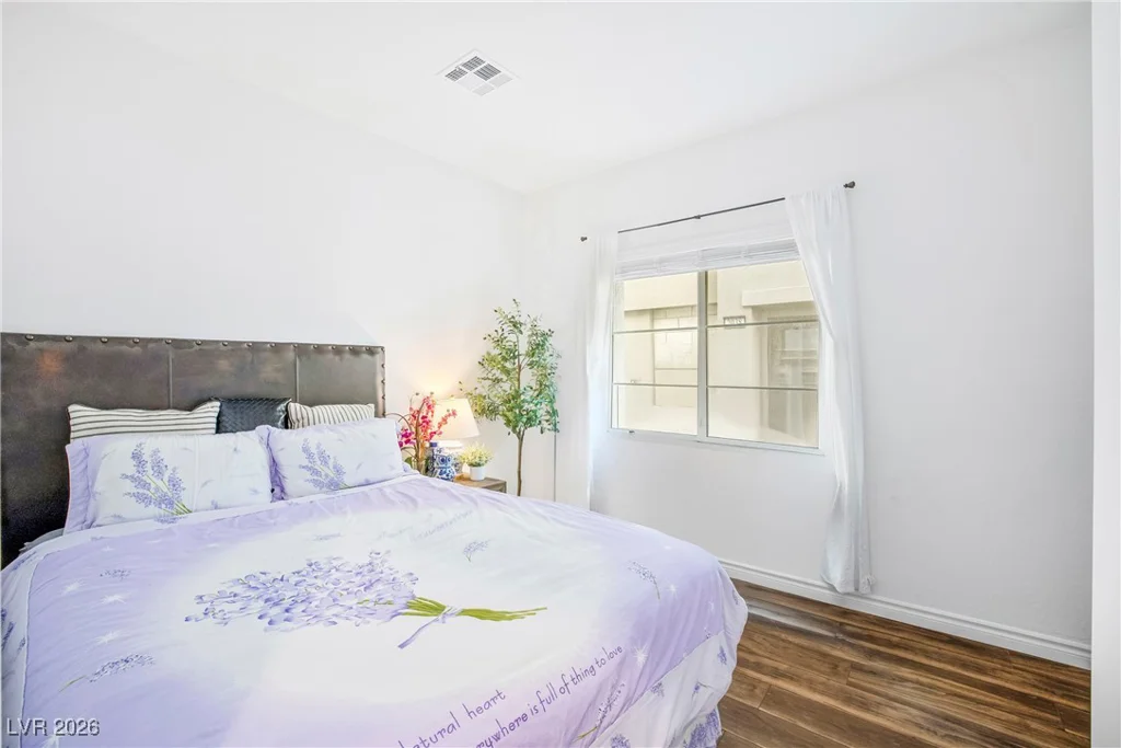 600 Carriage Hill, Las Vegas, NV 89138