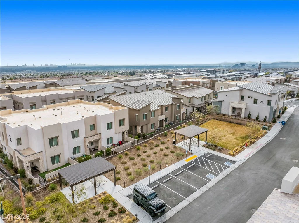600 Carriage Hill, Las Vegas, NV 89138