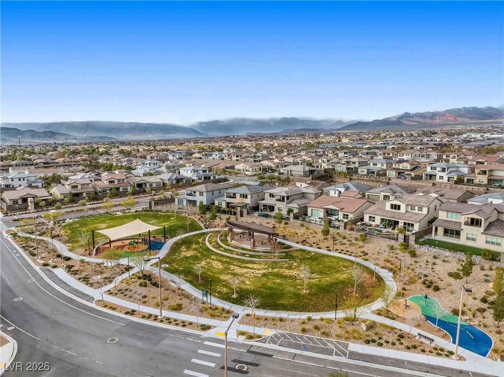 600 Carriage Hill, Las Vegas, NV 89138