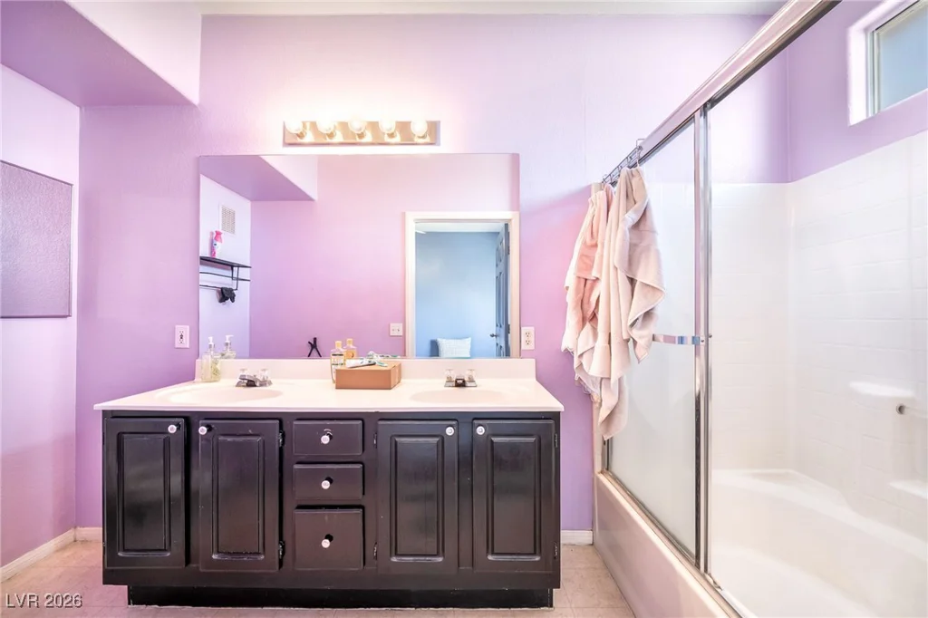 855 Stephanie, Henderson, NV 89014