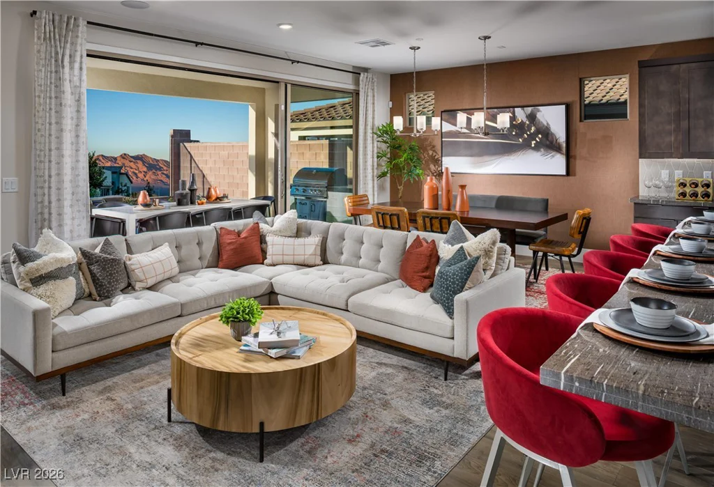 10135 Redwood Desert, Las Vegas, NV 89143