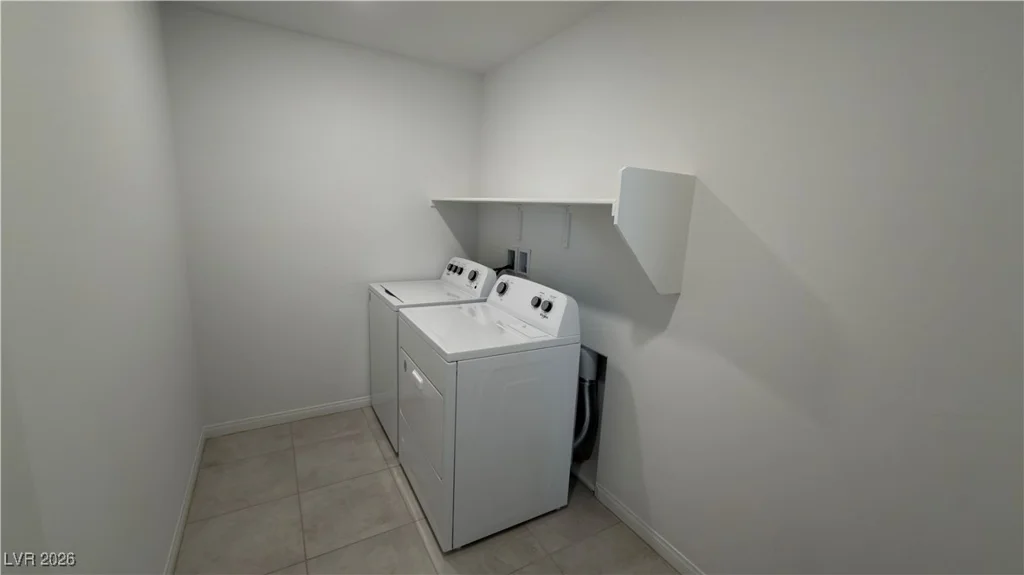 6951 Feather Hill, North Las Vegas, NV 89086