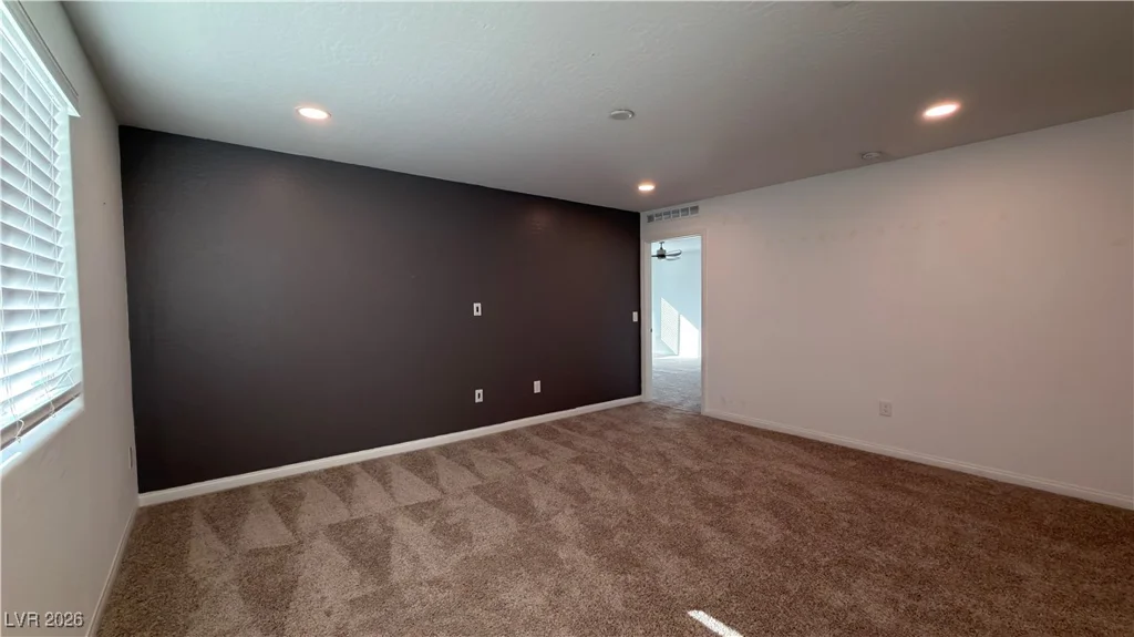 6951 Feather Hill, North Las Vegas, NV 89086