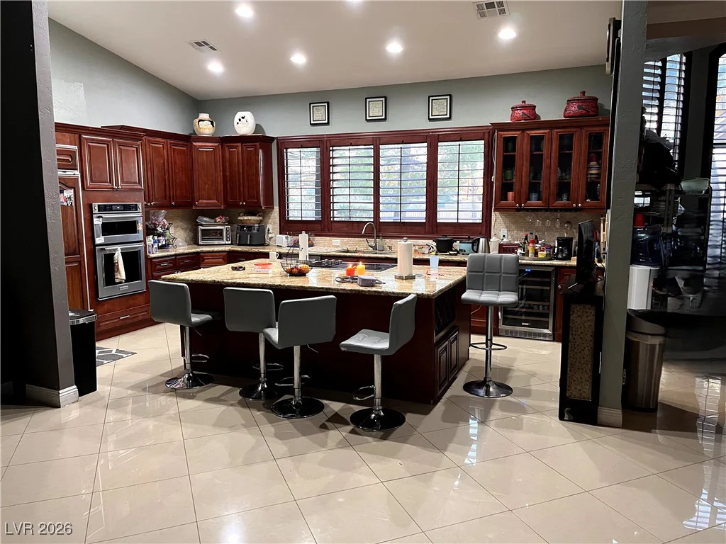 6445 Ponderosa, Las Vegas, NV 89118