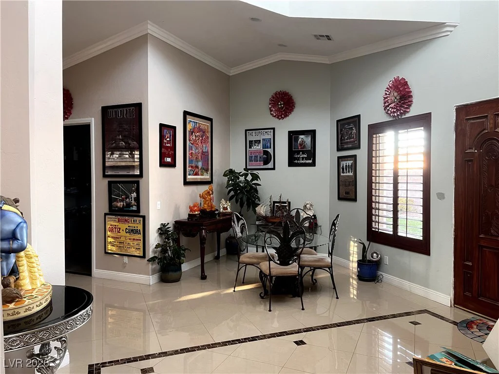 6445 Ponderosa, Las Vegas, NV 89118